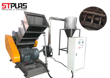 D2 Blades 850kg / H Pvc Grinding Machine For Adamant Pipes